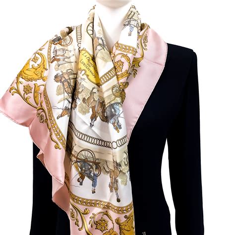 foulard hermes top|La promenade de longchamp .